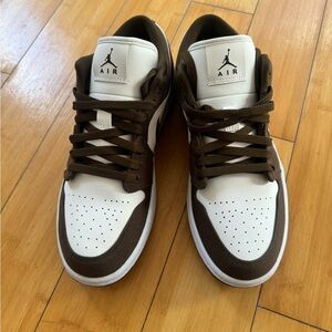 Size 10 - Air Jordan 1 SE Low Light Olive W